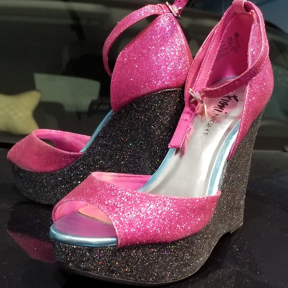 Fiona Shimmery Wedge Sandals